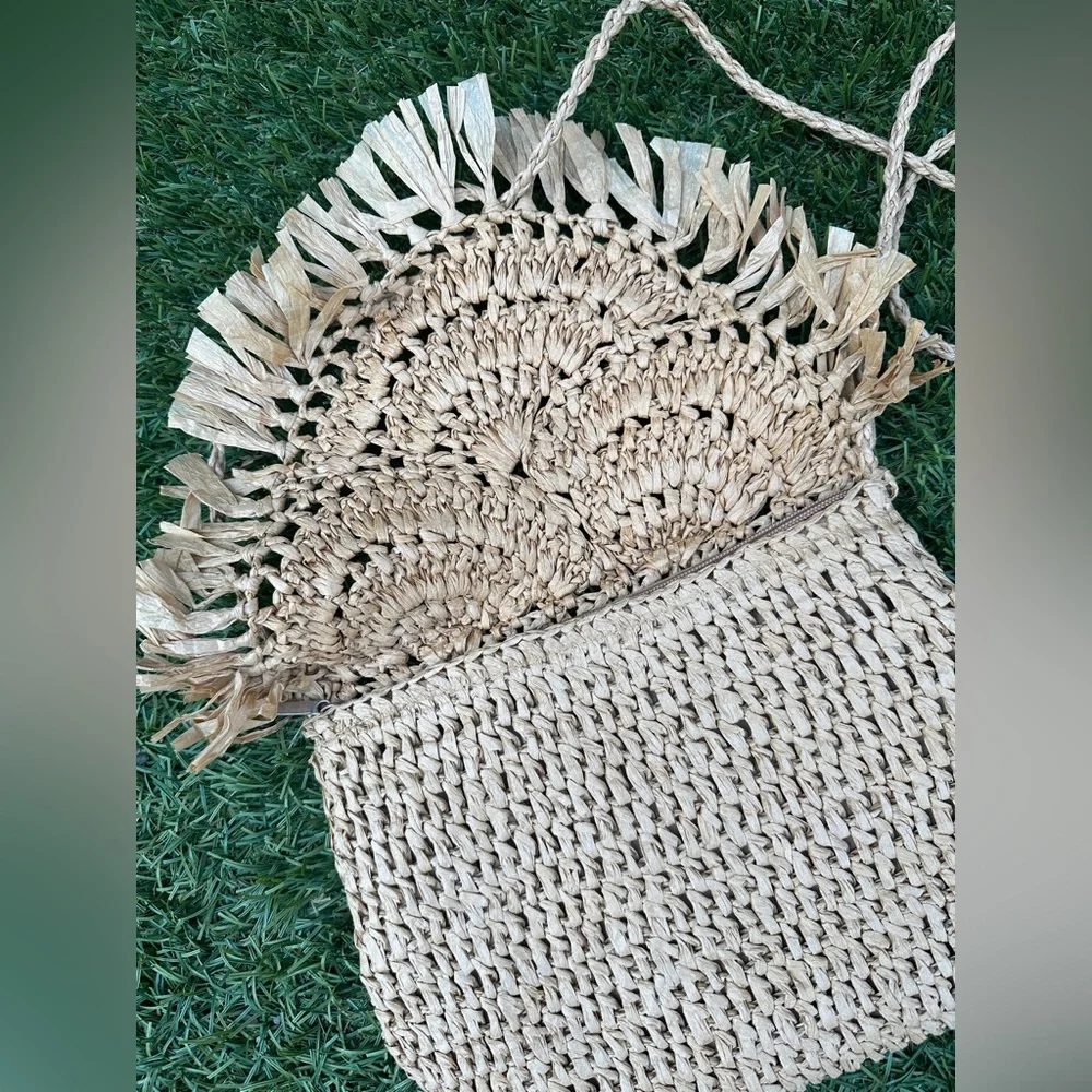 BNWT Dutch Handmade Crocheted Straw Crossbody Bag Purse - Picture 5 of 12